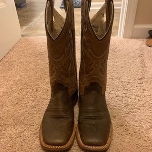 Woman’s square toes real leather boots